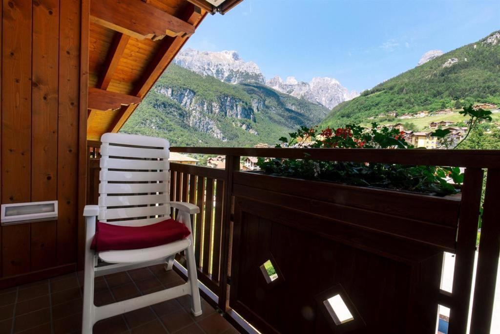 Hotel Des Alpes Molveno Eksteriør bilde